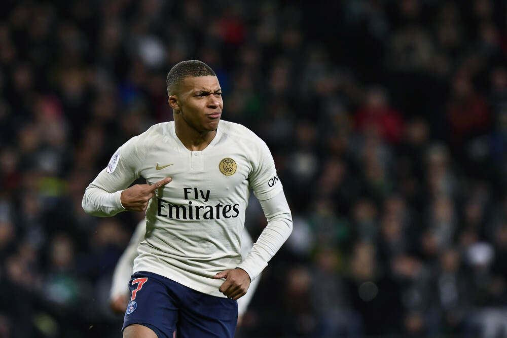 三镇外援贝维斯: 终于赢球非常兴奋, 对团队的努力感到非常自豪
